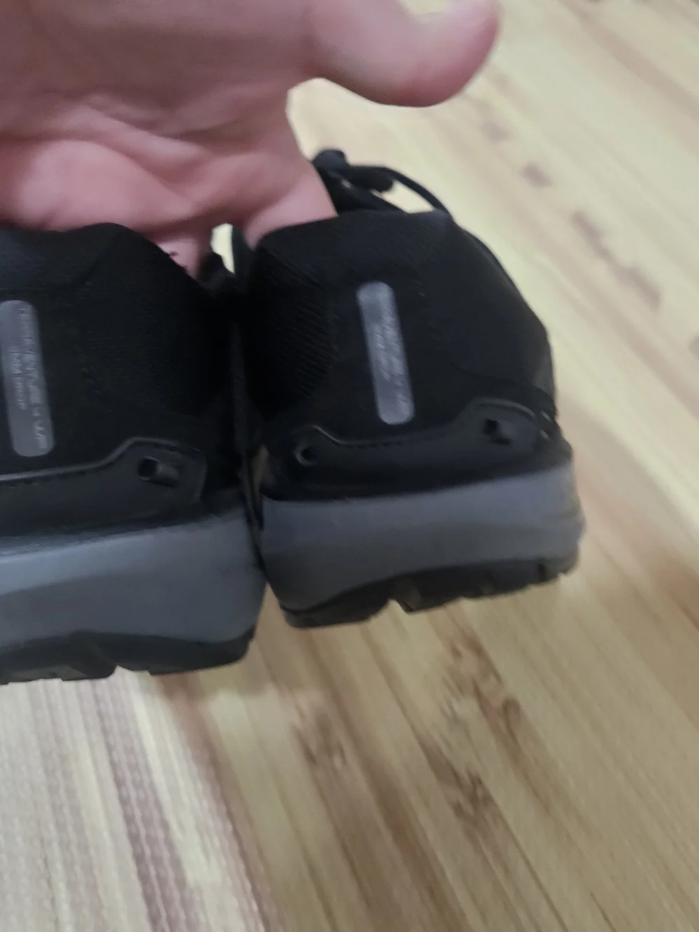 Topo Athletic Terraventure 4 WP Men's Trail Shoes Black/Charcoal Size 11.5 US